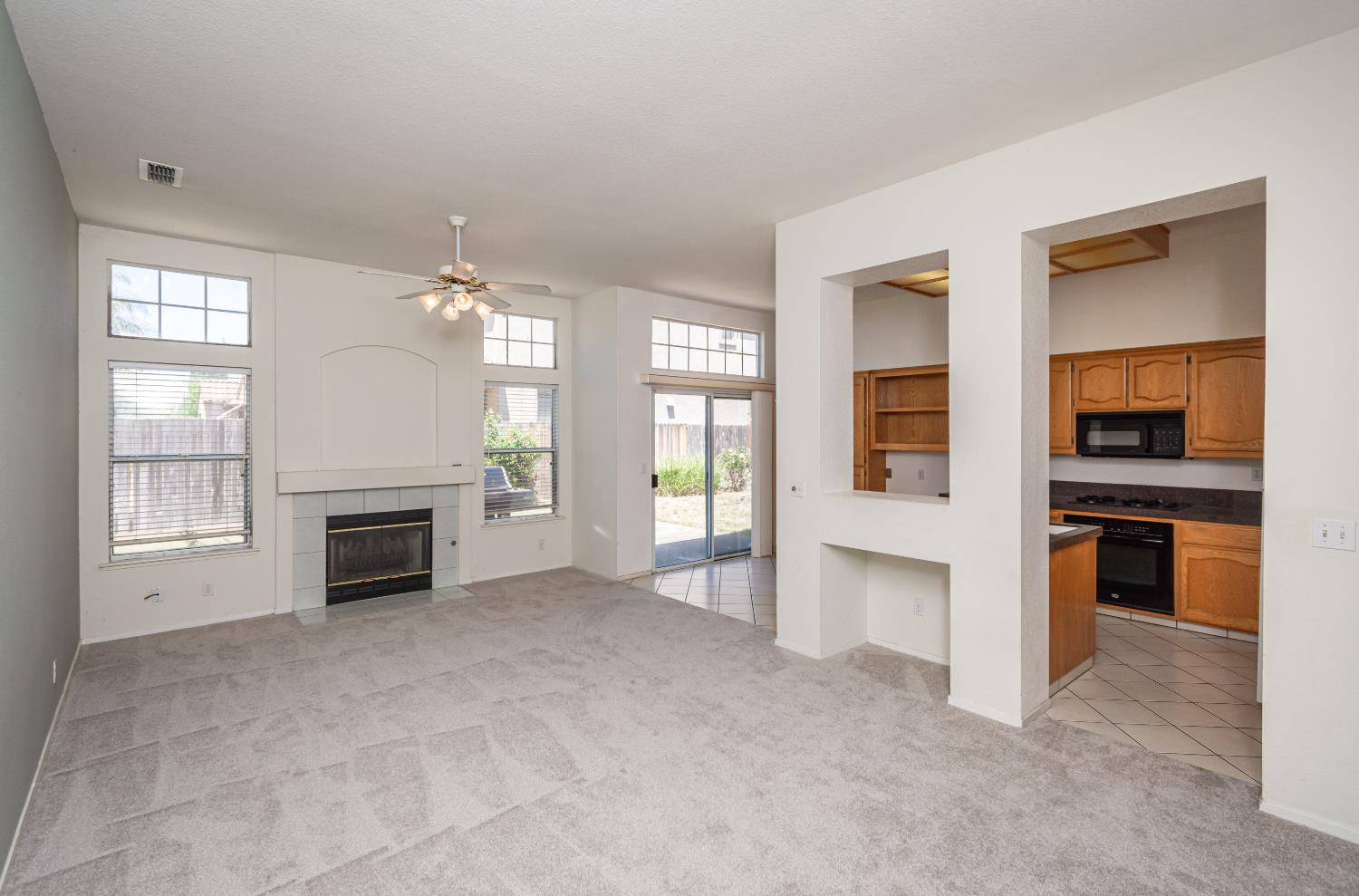 Detail Gallery Image 19 of 48 For 9051 Allenford Pl, Elk Grove,  CA 95624 - 3 Beds | 2 Baths
