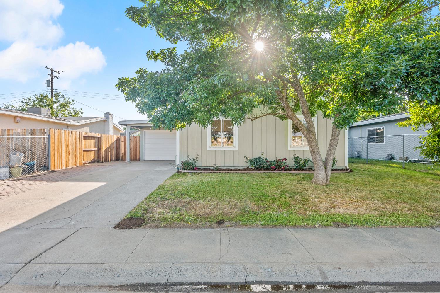 Detail Gallery Image 40 of 42 For 5500 73rd St, Sacramento,  CA 95820 - 3 Beds | 1 Baths