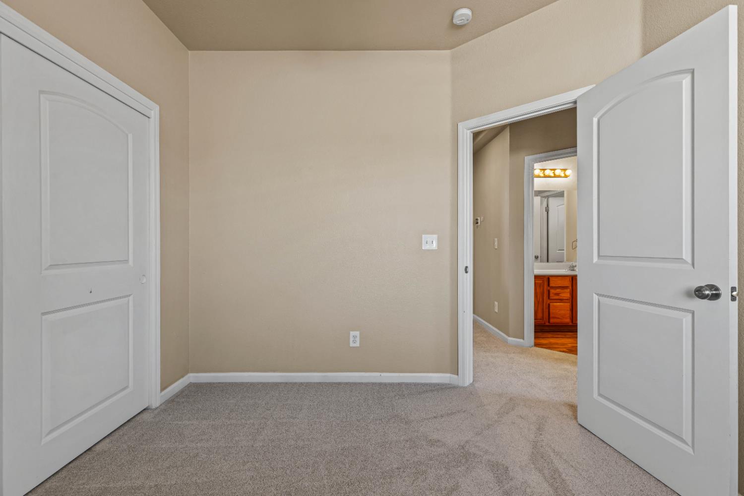Detail Gallery Image 38 of 64 For 3913 Misty Ln, Modesto,  CA 95355 - 4 Beds | 3 Baths