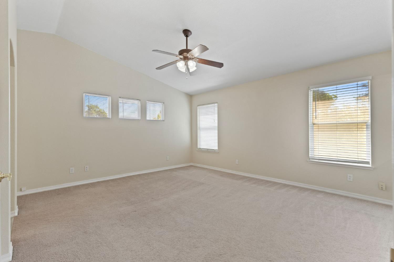 Detail Gallery Image 46 of 63 For 640 Garden Park Dr, Roseville,  CA 95678 - 4 Beds | 3 Baths