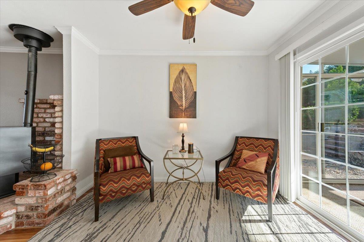 Detail Gallery Image 12 of 37 For 17713 Lake Forest Dr, Penn Valley,  CA 95946 - 3 Beds | 2 Baths