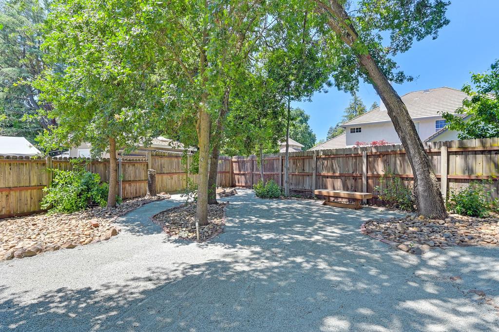 Detail Gallery Image 53 of 62 For 5069 Oak Mello Ct, Elk Grove,  CA 95758 - 4 Beds | 3 Baths