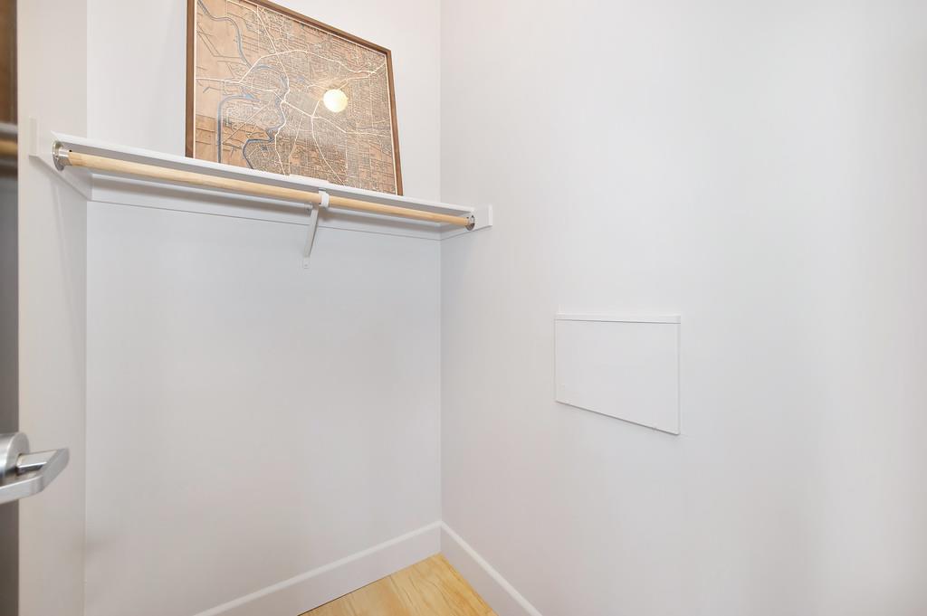 Detail Gallery Image 23 of 33 For 2117 S St #204,  Sacramento,  CA 95816 - 2 Beds | 2 Baths