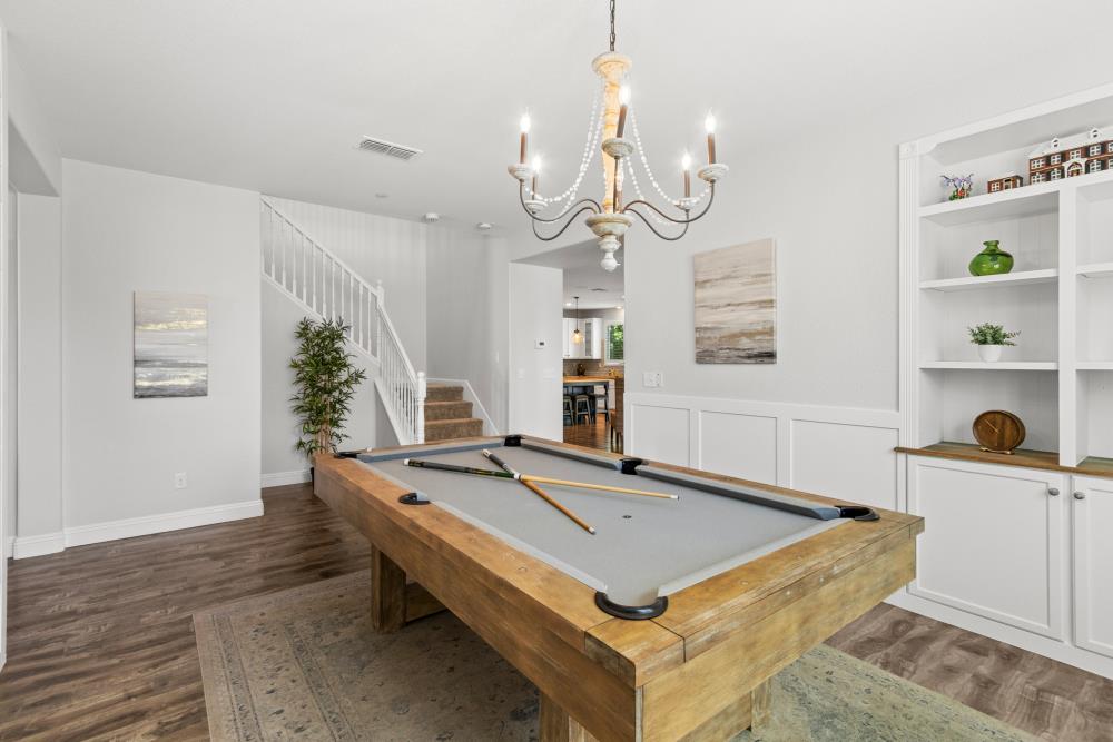 Detail Gallery Image 16 of 67 For 356 Bramble Ct, Roseville,  CA 95747 - 4 Beds | 3 Baths