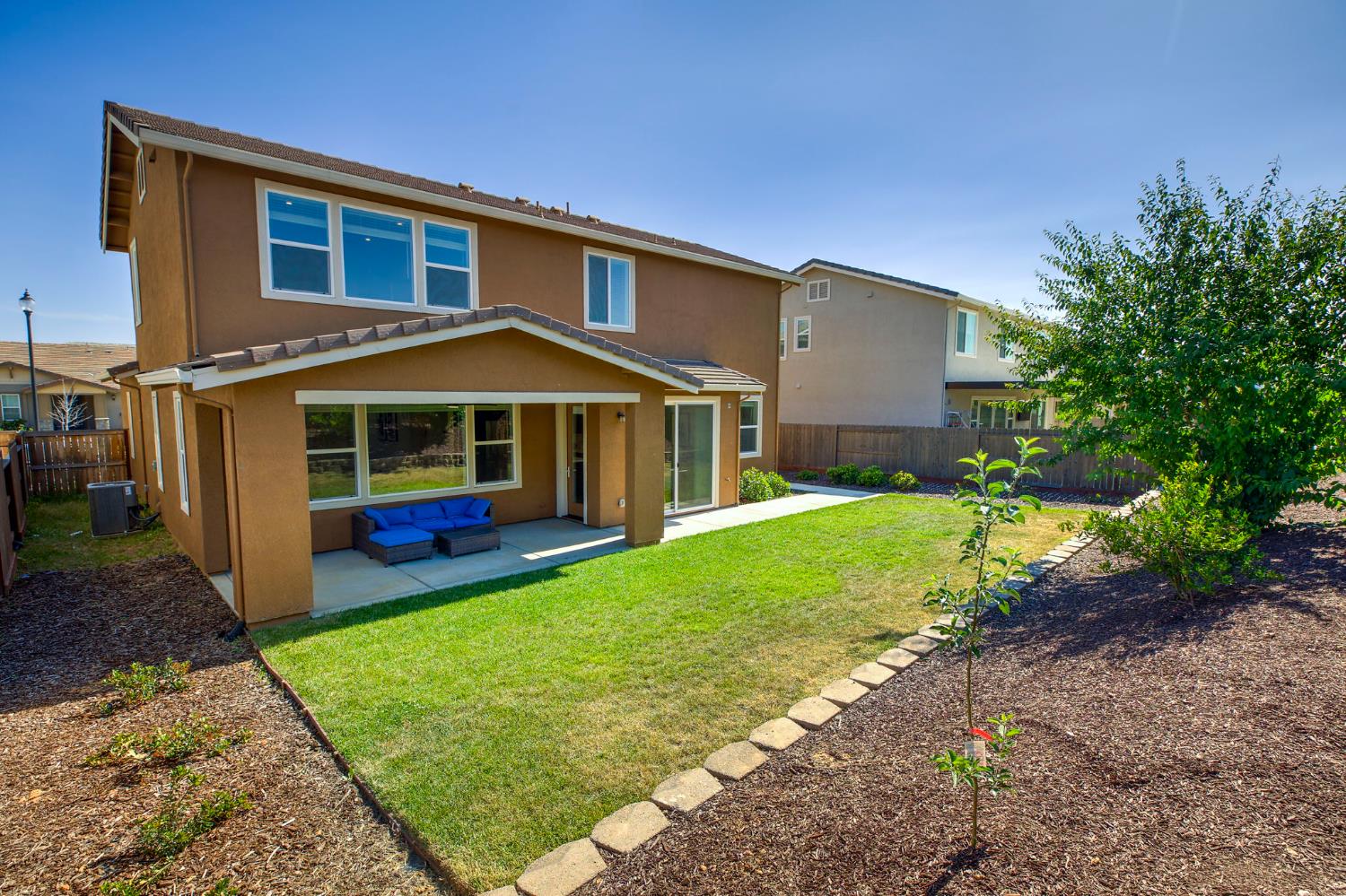Detail Gallery Image 36 of 50 For 1216 Fence Post Way, Roseville,  CA 95747 - 4 Beds | 4 Baths