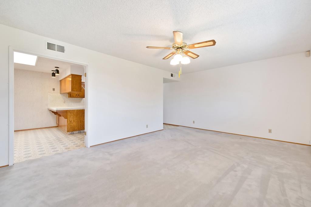 Detail Gallery Image 19 of 40 For 2333 Pinturo Way, Rancho Cordova,  CA 95670 - 4 Beds | 2 Baths