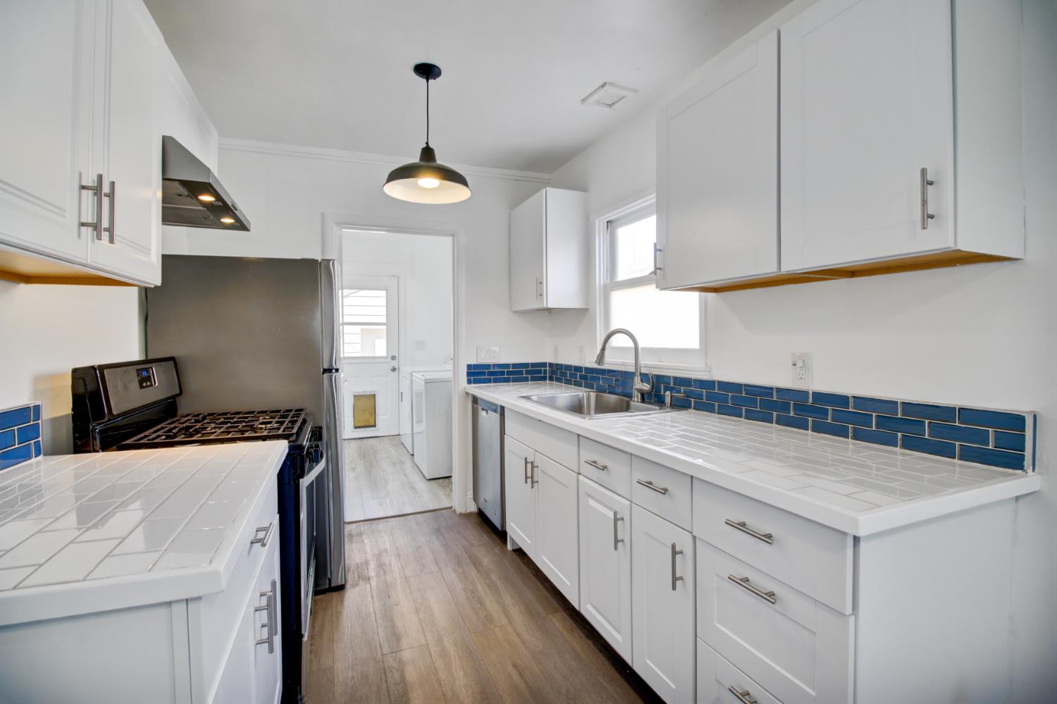 Detail Gallery Image 18 of 60 For 2121 Juliesse Ave, Sacramento,  CA 95821 - 3 Beds | 1 Baths