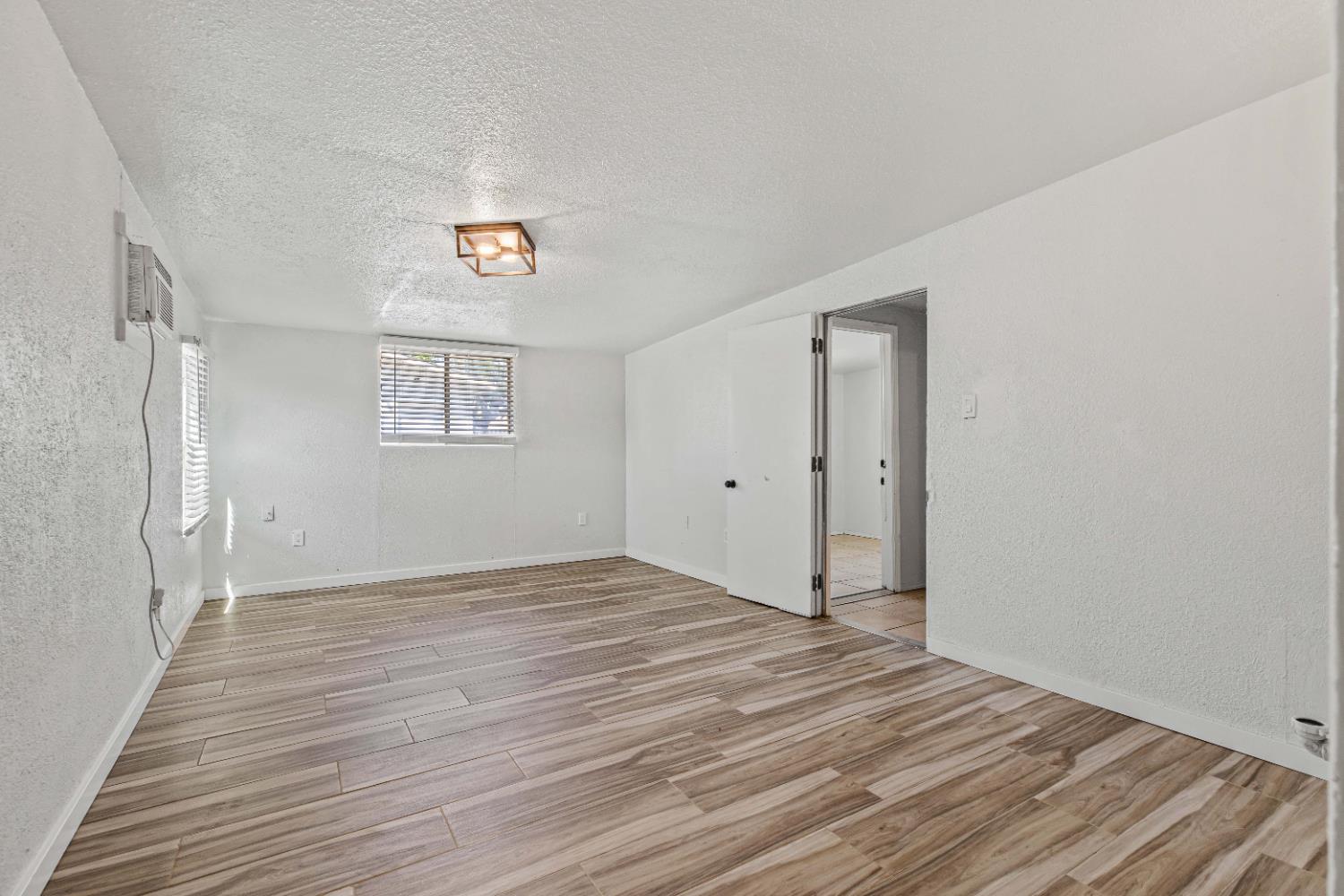 Detail Gallery Image 23 of 40 For 1705 Lois Way, Ceres,  CA 95307 - 3 Beds | 2 Baths