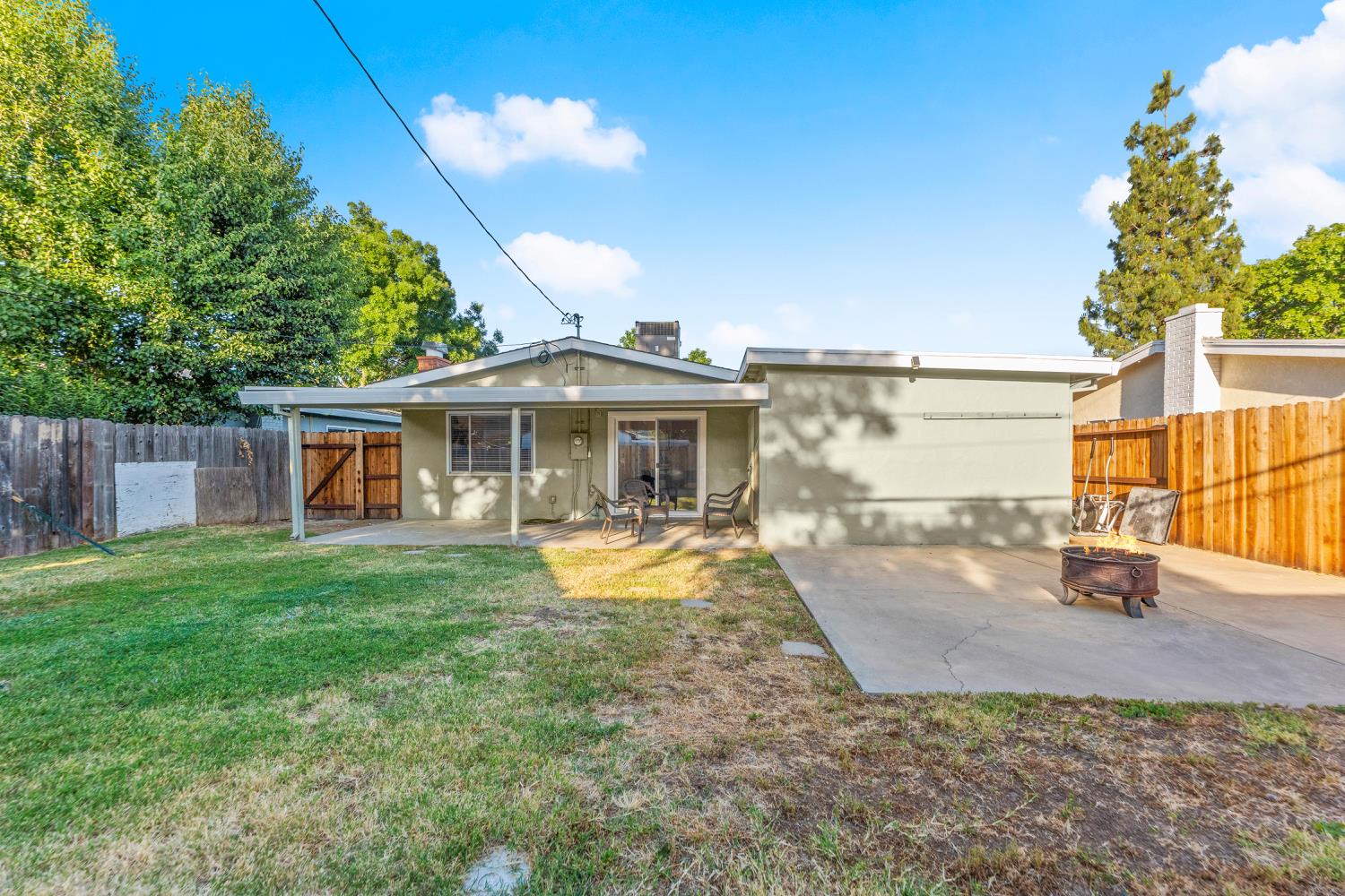 Detail Gallery Image 31 of 42 For 5500 73rd St, Sacramento,  CA 95820 - 3 Beds | 1 Baths