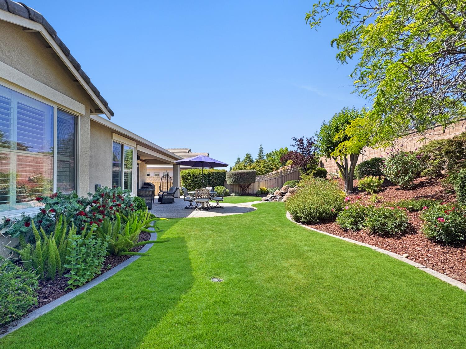 Detail Gallery Image 39 of 42 For 2052 Stonecrest Ln, Lincoln,  CA 95648 - 2 Beds | 2 Baths
