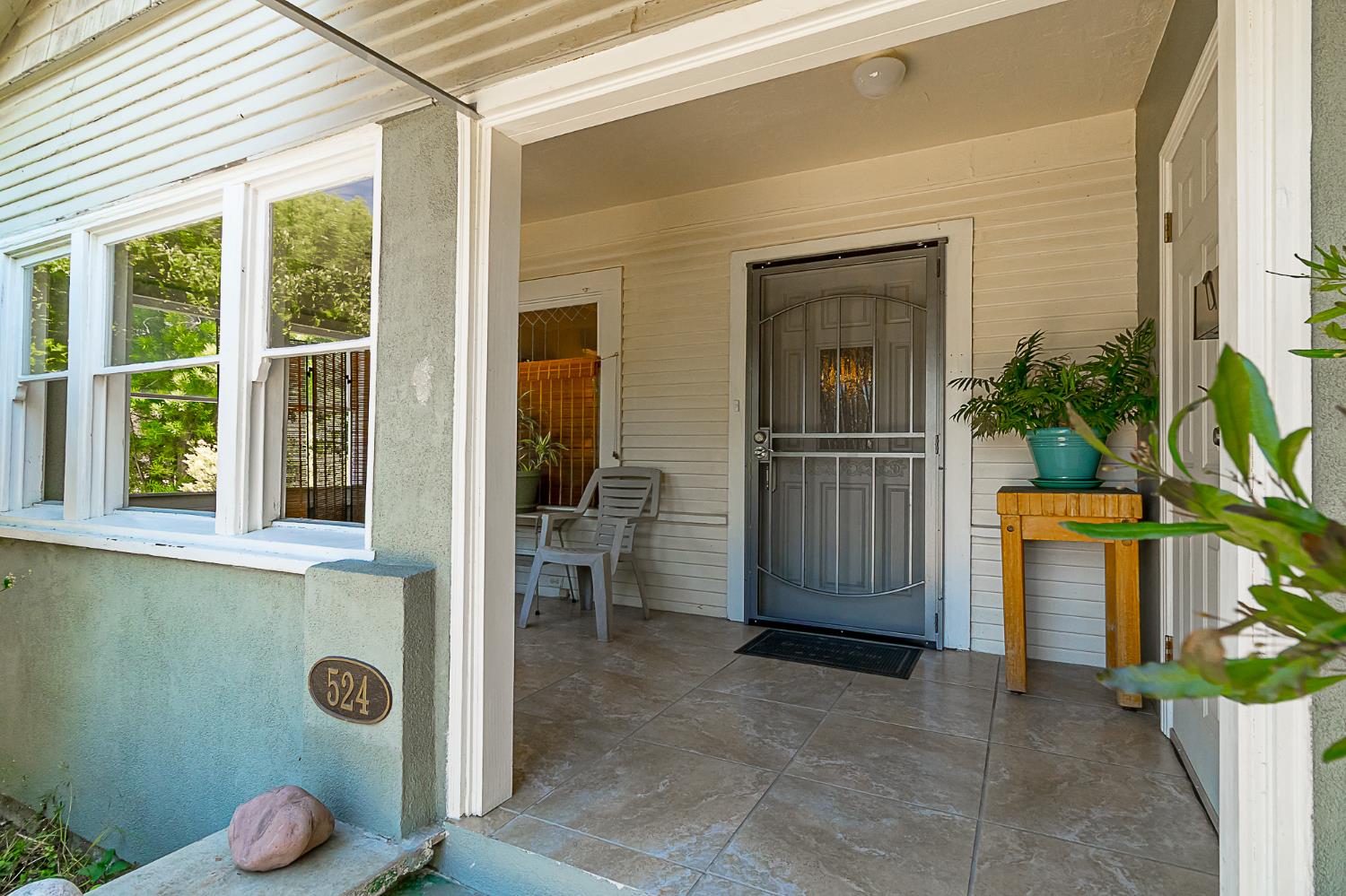 Detail Gallery Image 2 of 20 For 524 Melrose St, Modesto,  CA 95354 - 2 Beds | 2 Baths