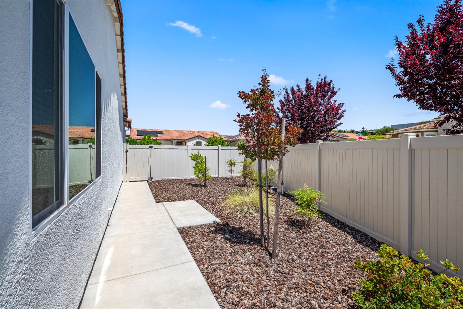Detail Gallery Image 31 of 43 For 8924 El Cielo Ln, El Dorado Hills,  CA 95762 - 2 Beds | 2 Baths