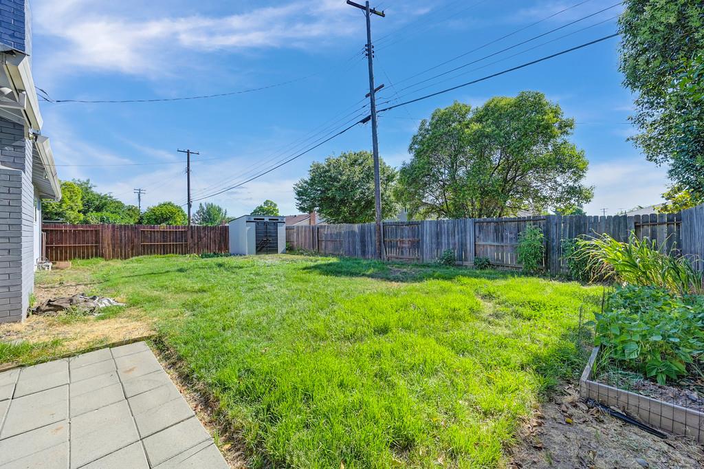 Coloma Road, Rancho Cordova, California image 28