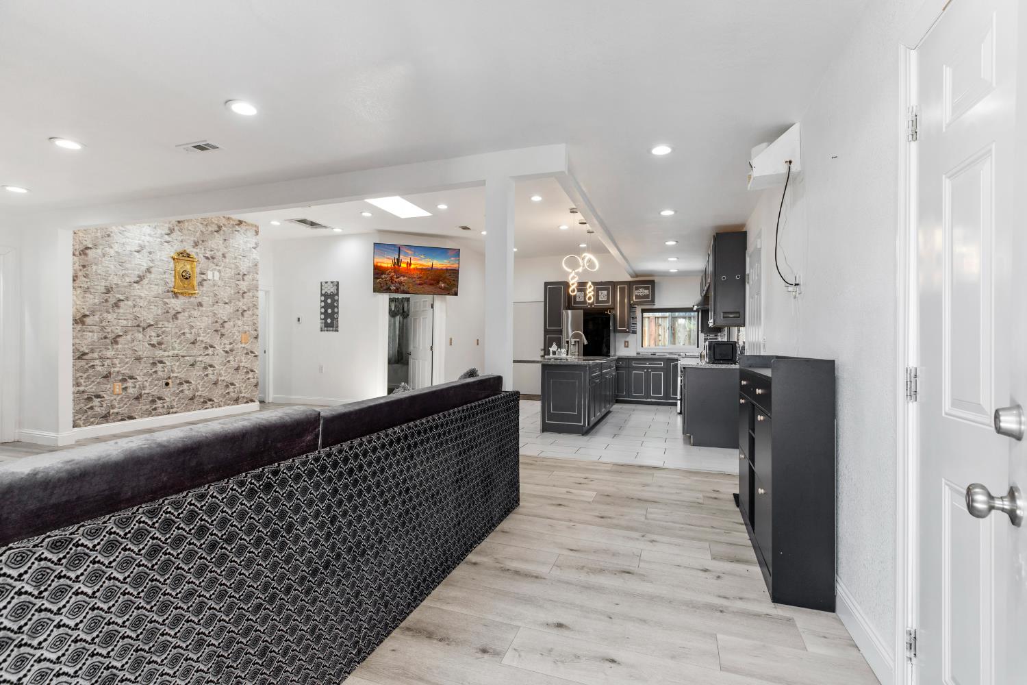 Detail Gallery Image 13 of 48 For Address Is Not Disclosed, Modesto,  CA 95351 - 3 Beds | 4 Baths