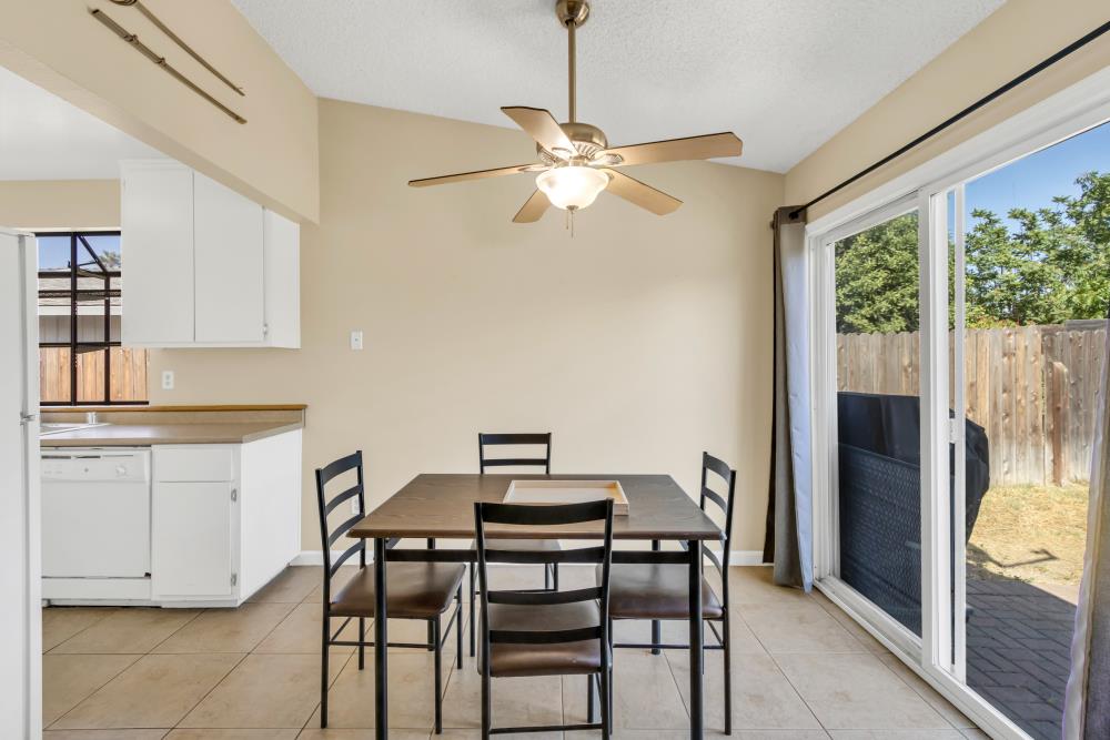 Detail Gallery Image 28 of 55 For 6428 Carmelwood Dr, Citrus Heights,  CA 95621 - 3 Beds | 2 Baths