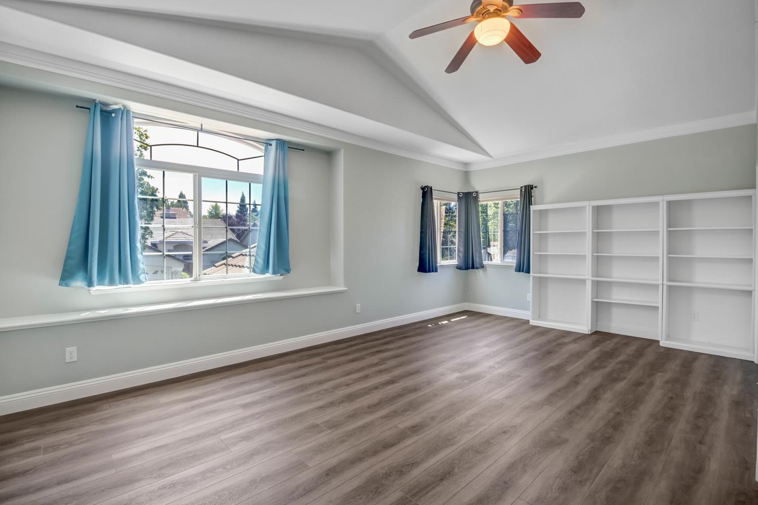 Detail Gallery Image 31 of 67 For 4091 Luxor Ln, Granite Bay,  CA 95746 - 6 Beds | 3 Baths