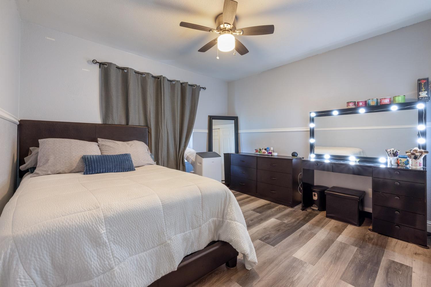 Detail Gallery Image 28 of 44 For 1184 Wood Duck Ct, Manteca,  CA 95337 - 4 Beds | 3 Baths