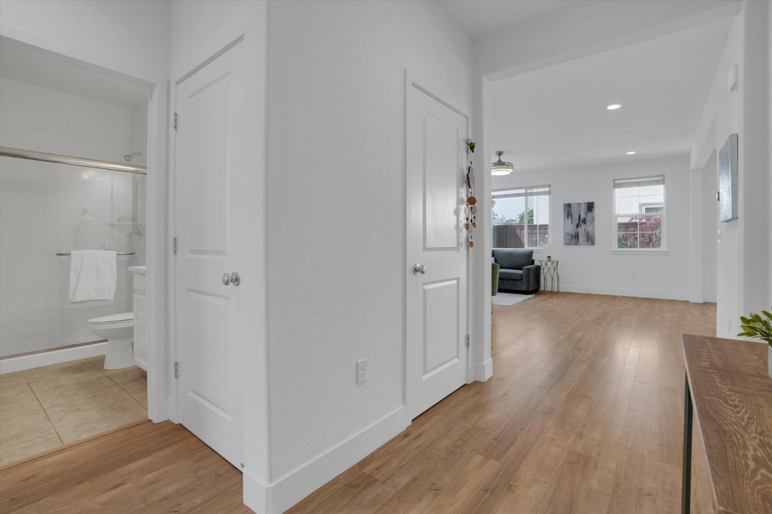 Detail Gallery Image 6 of 48 For 1693 S Macias Pl, Mountain House,  CA 95391 - 4 Beds | 3 Baths