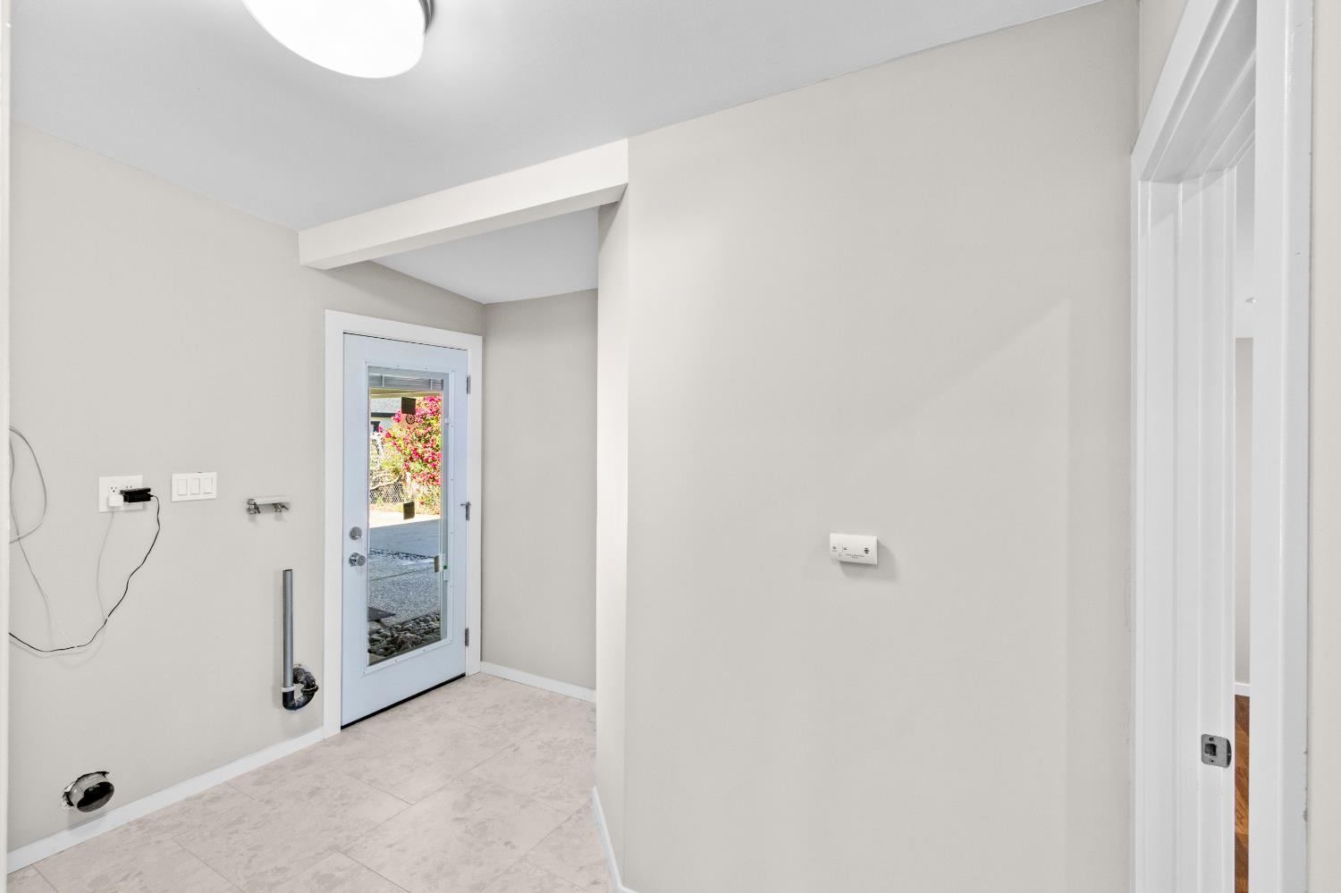Detail Gallery Image 24 of 65 For 4937 Donovan Dr, Carmichael,  CA 95608 - 3 Beds | 2 Baths