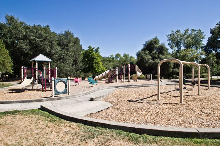 Sterling Drive, Rocklin, California image 15