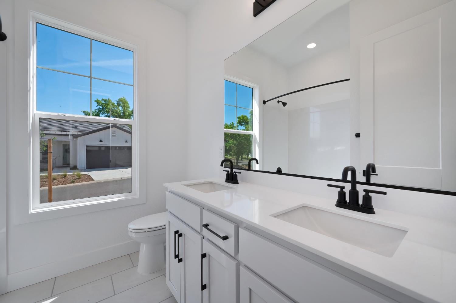 Detail Gallery Image 18 of 39 For 15045 via Sansovino, Sloughhouse,  CA 95683 - 3 Beds | 2 Baths