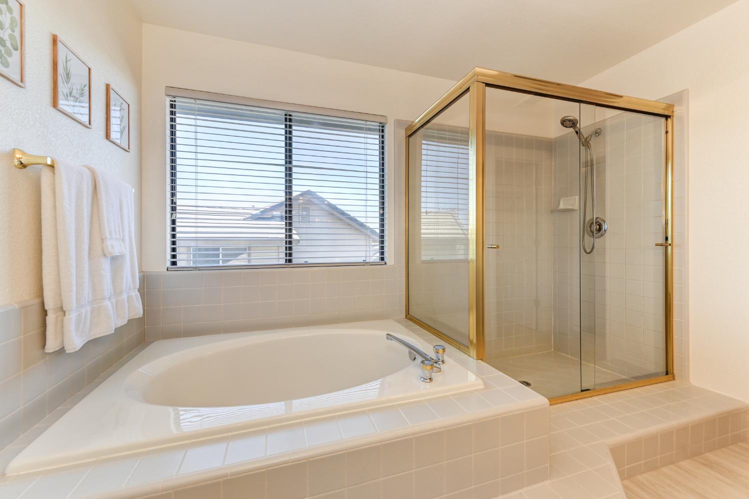 Detail Gallery Image 31 of 43 For 5313 Thunder Ridge Cir, Rocklin,  CA 95765 - 4 Beds | 3 Baths
