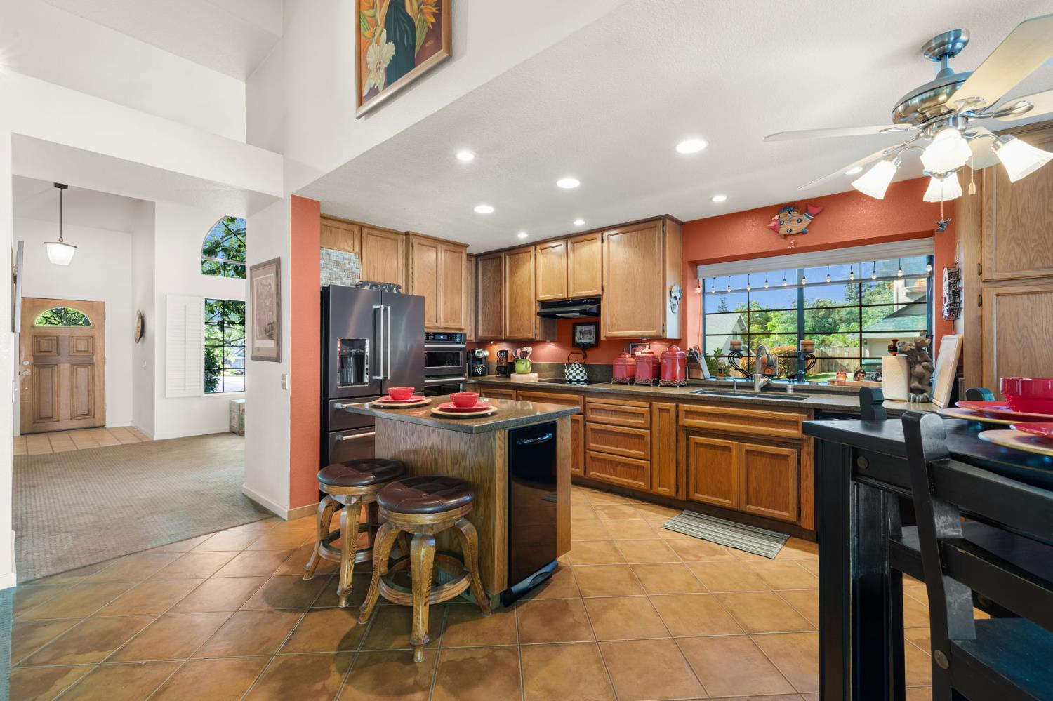 Detail Gallery Image 13 of 53 For 100 Boxler Ct, Folsom,  CA 95630 - 3 Beds | 2 Baths