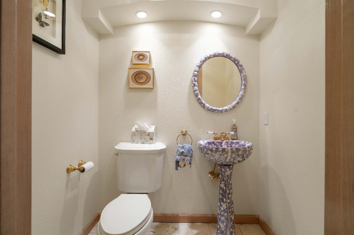 Detail Gallery Image 33 of 95 For 3004 Root Ave, Carmichael,  CA 95608 - 5 Beds | 4/2 Baths
