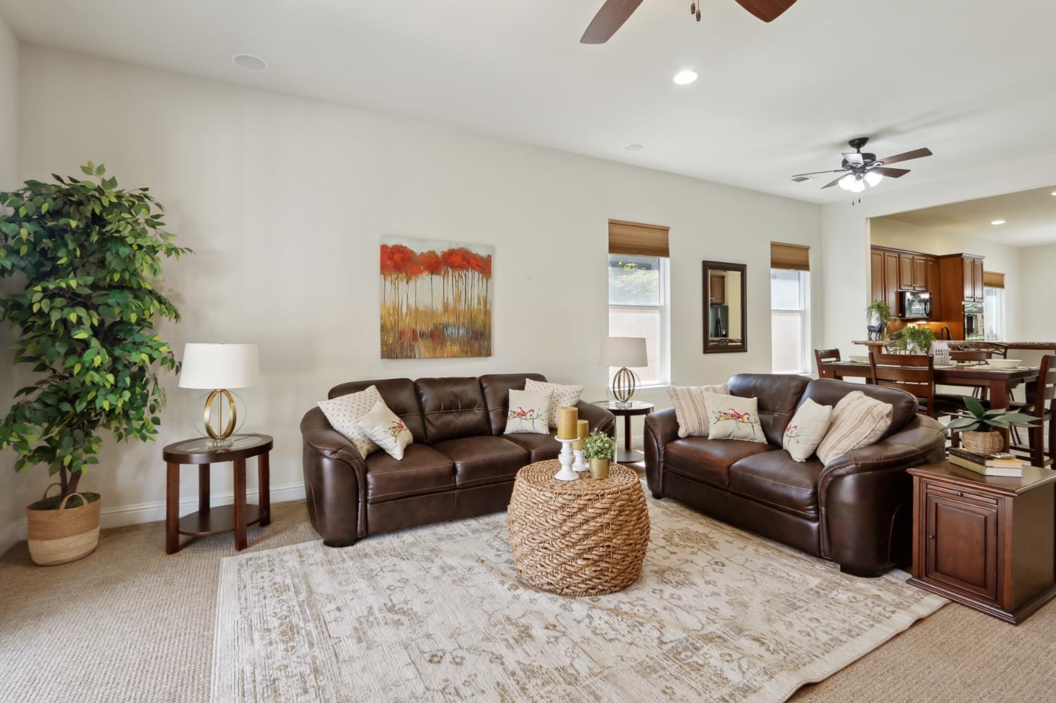 Detail Gallery Image 8 of 43 For 2398 Langtree Dr, Roseville,  CA 95747 - 2 Beds | 2 Baths