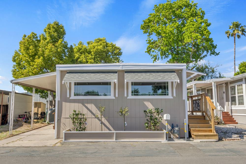 Detail Gallery Image 2 of 31 For 5935 Auburn Blvd 154, Citrus Heights,  CA 95621 - 2 Beds | 1 Baths