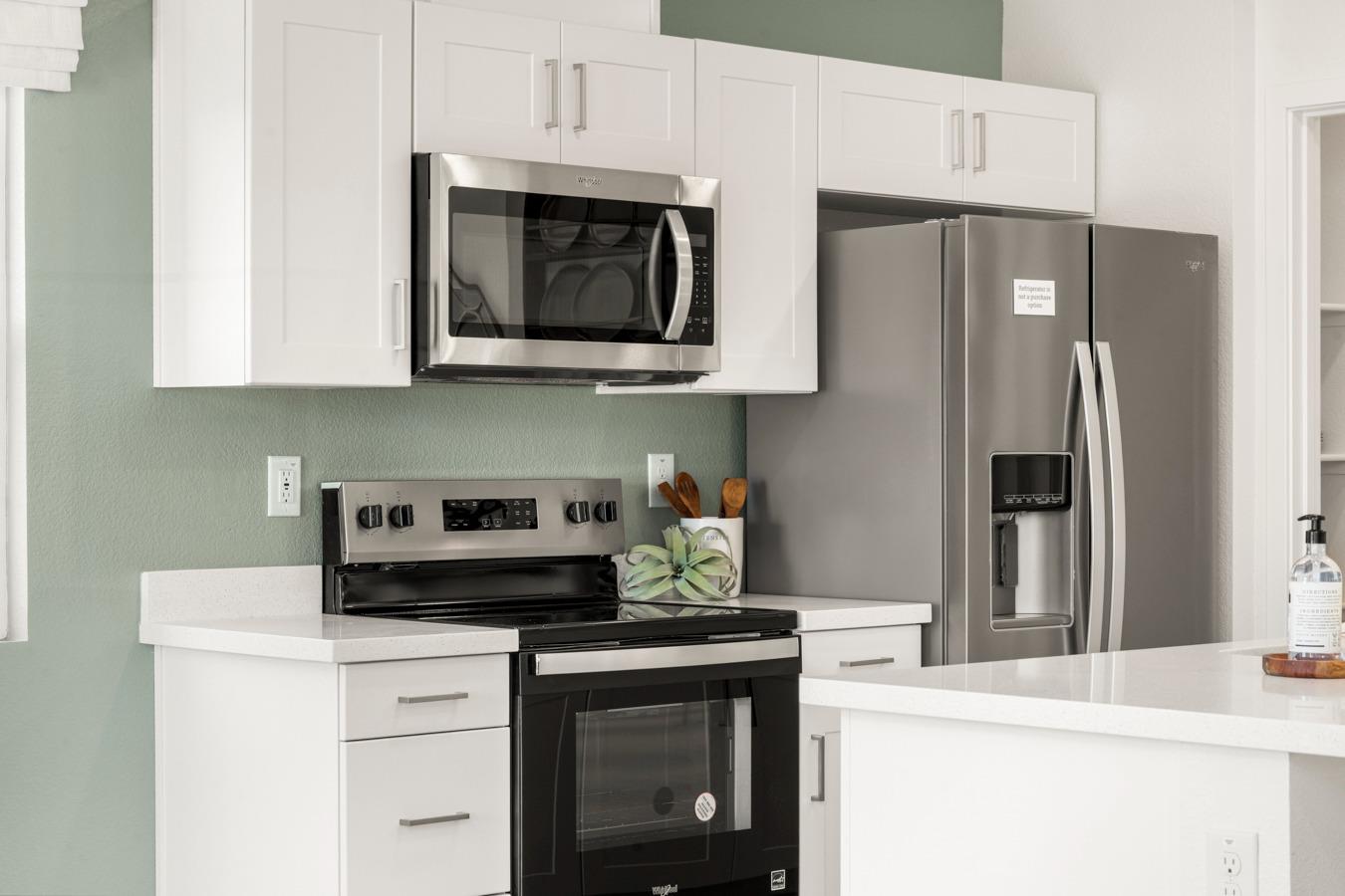 Detail Gallery Image 2 of 10 For 915 San Juan Rd, Sacramento,  CA 95834 - 3 Beds | 2 Baths
