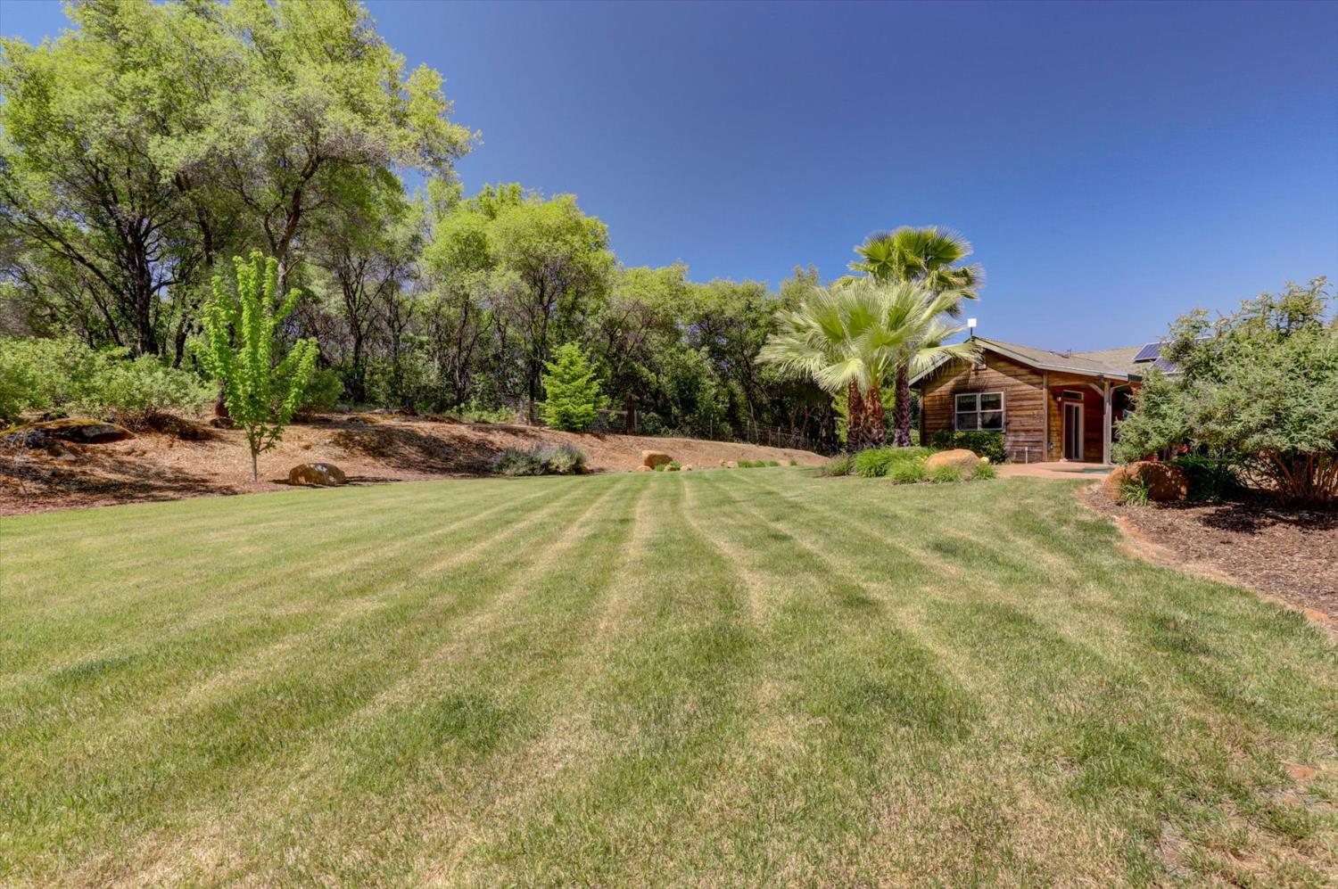 Detail Gallery Image 44 of 97 For 17620 Red Ball Cir, Grass Valley,  CA 95949 - 2 Beds | 2 Baths