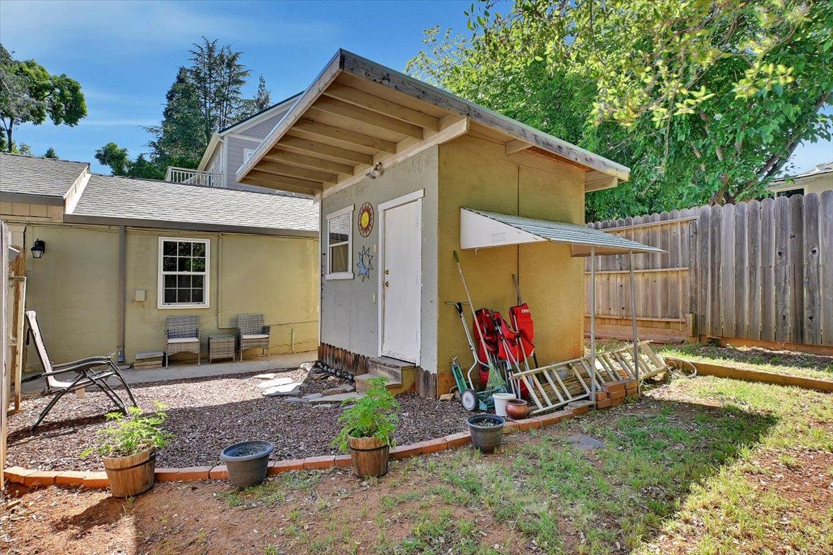 Detail Gallery Image 21 of 44 For 381 Foresthill Ave, Auburn,  CA 95603 - 3 Beds | 2 Baths