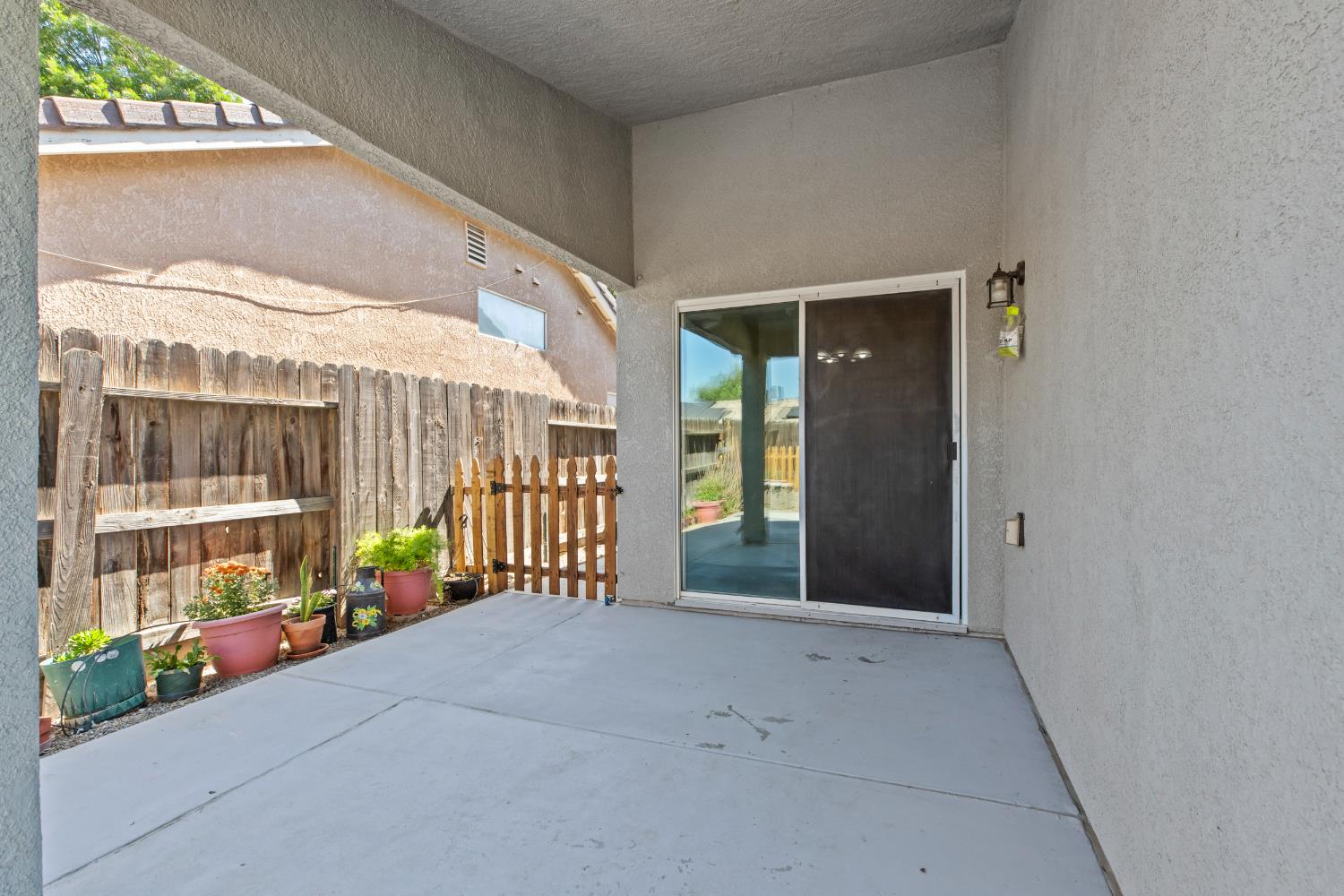 Detail Gallery Image 14 of 34 For 735 Woodbury Ct, Los Banos,  CA 93635 - 4 Beds | 2 Baths