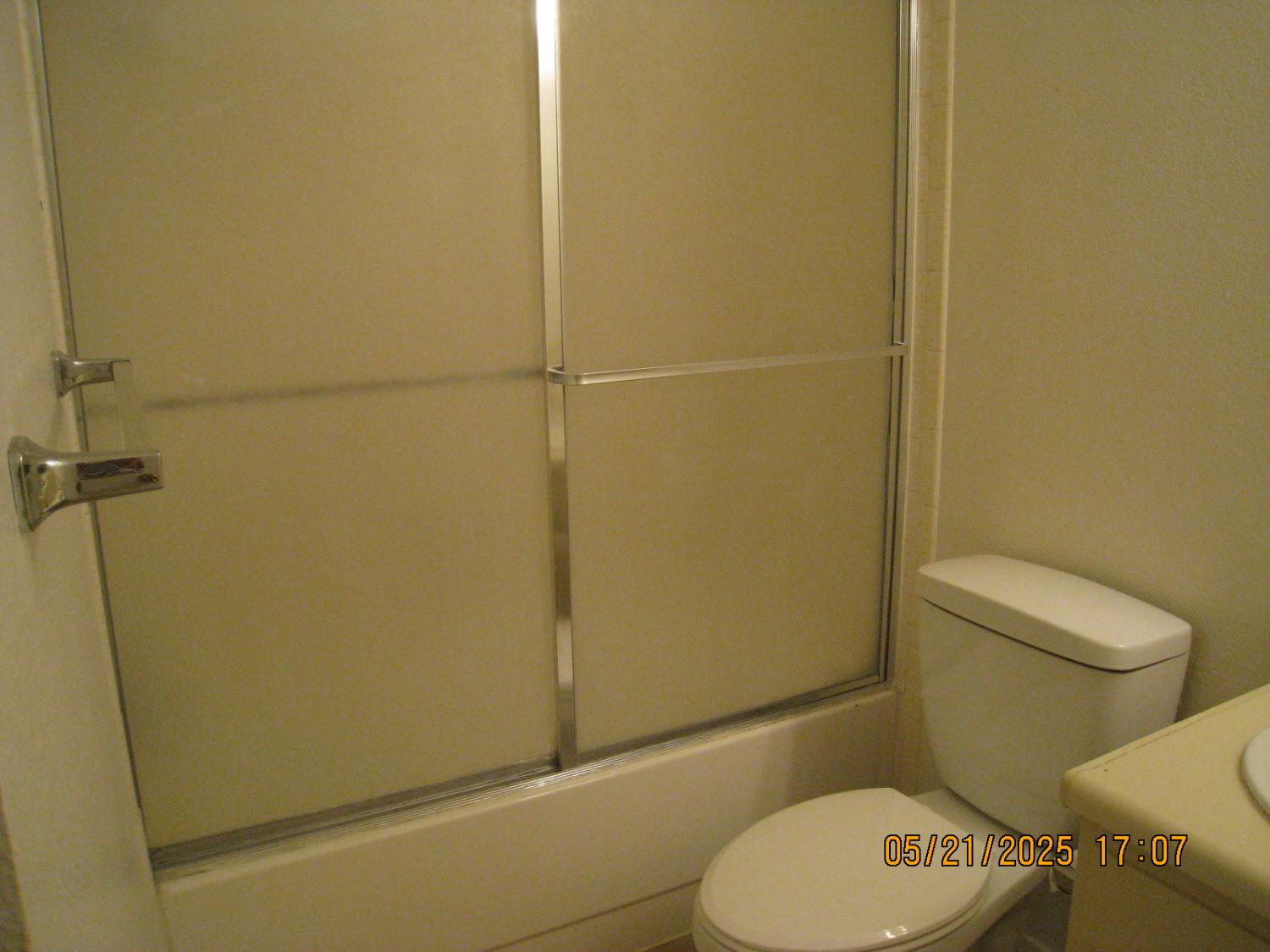 Detail Gallery Image 17 of 25 For 633 Skylark Ave, Los Banos,  CA 93635 - 3 Beds | 2 Baths