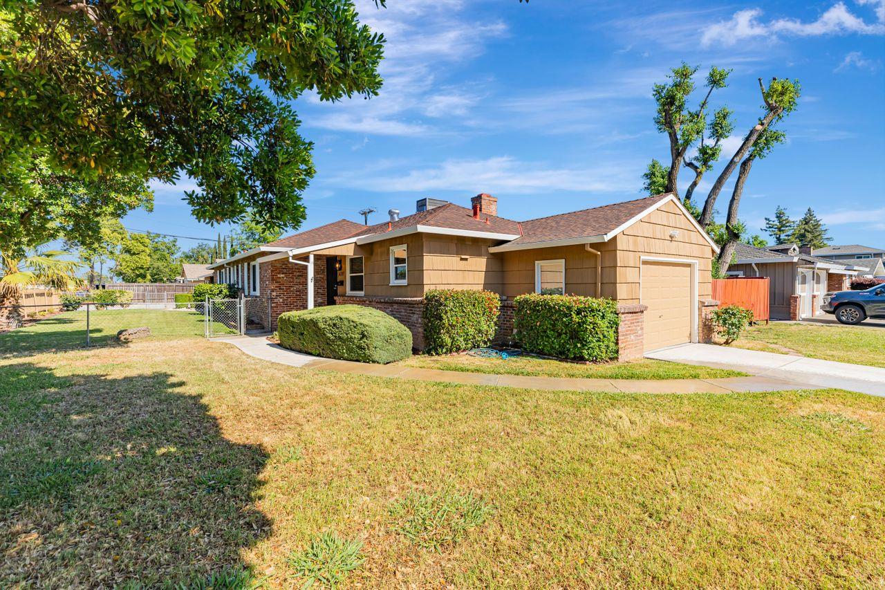 Detail Gallery Image 67 of 72 For 4130 Arden Way, Sacramento,  CA 95864 - – Beds | – Baths