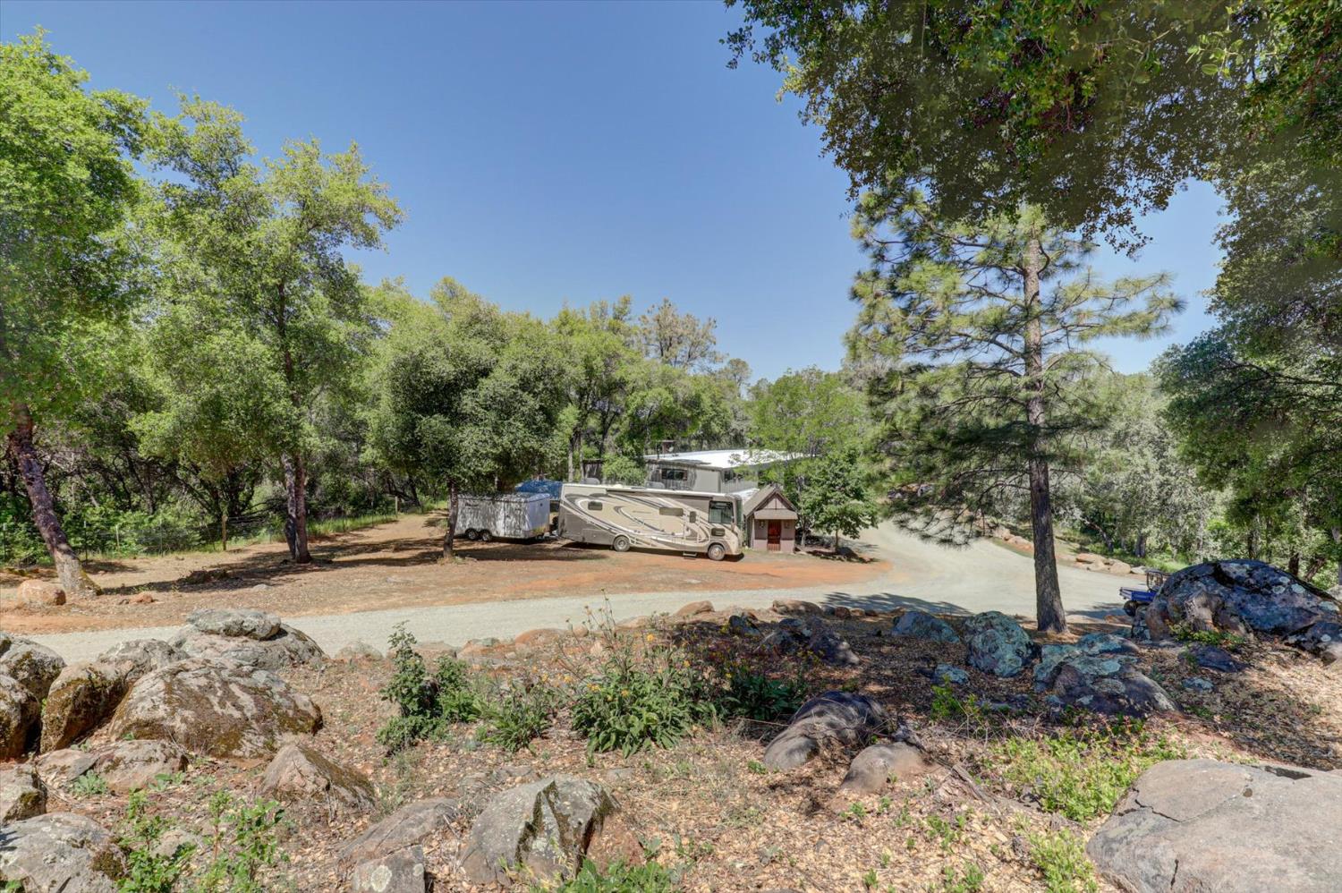 Detail Gallery Image 52 of 97 For 17620 Red Ball Cir, Grass Valley,  CA 95949 - 2 Beds | 2 Baths