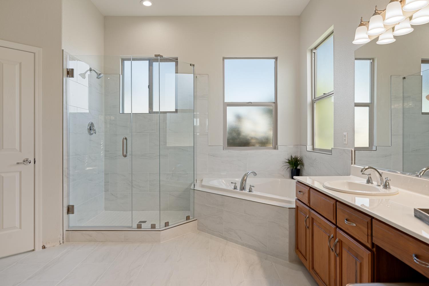 Detail Gallery Image 50 of 90 For 9461 Crossrail Dr, Wilton,  CA 95693 - 5 Beds | 3 Baths