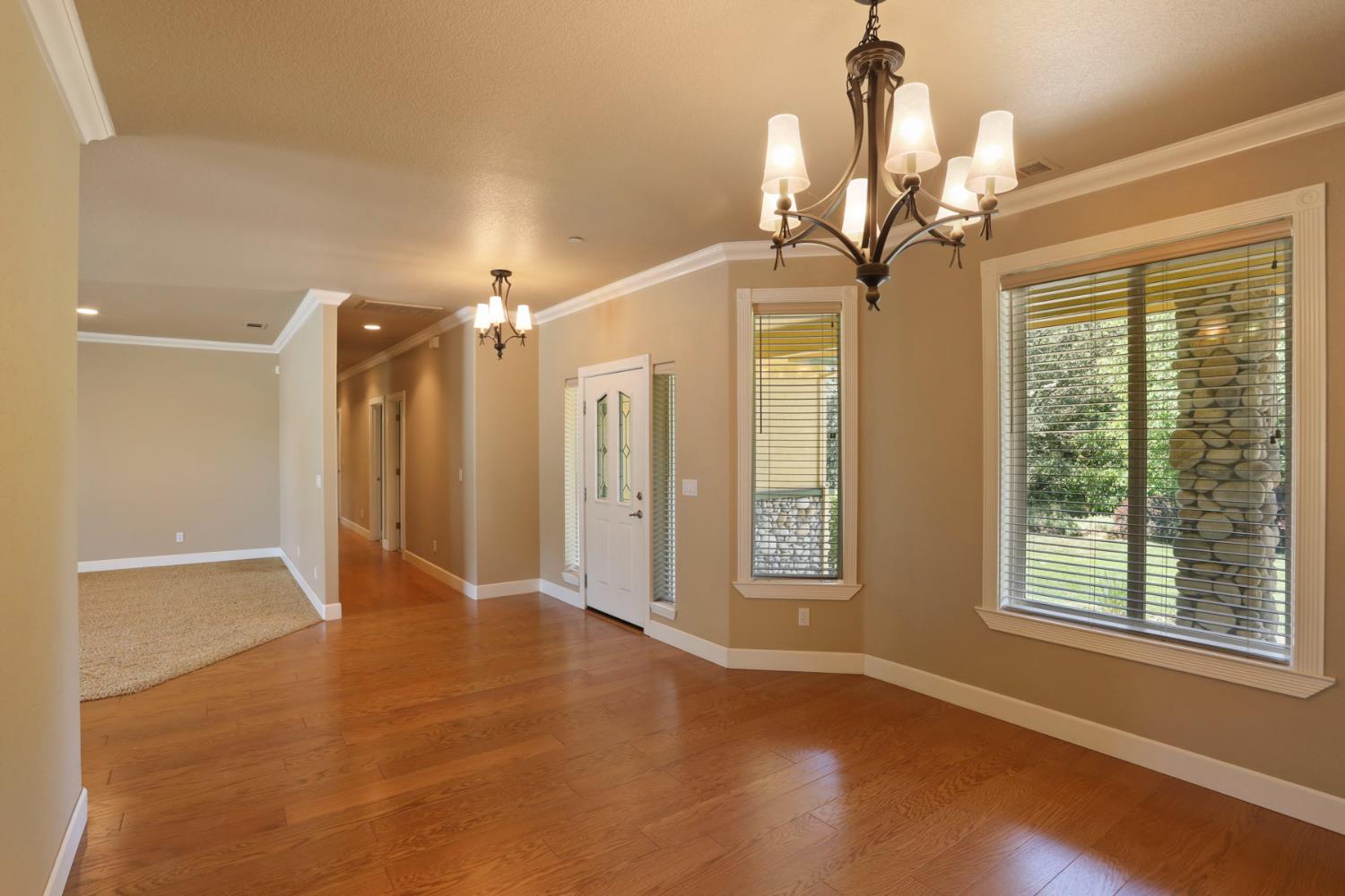 Detail Gallery Image 12 of 74 For 13703 Christensen Rd, Galt,  CA 95632 - 4 Beds | 2/1 Baths