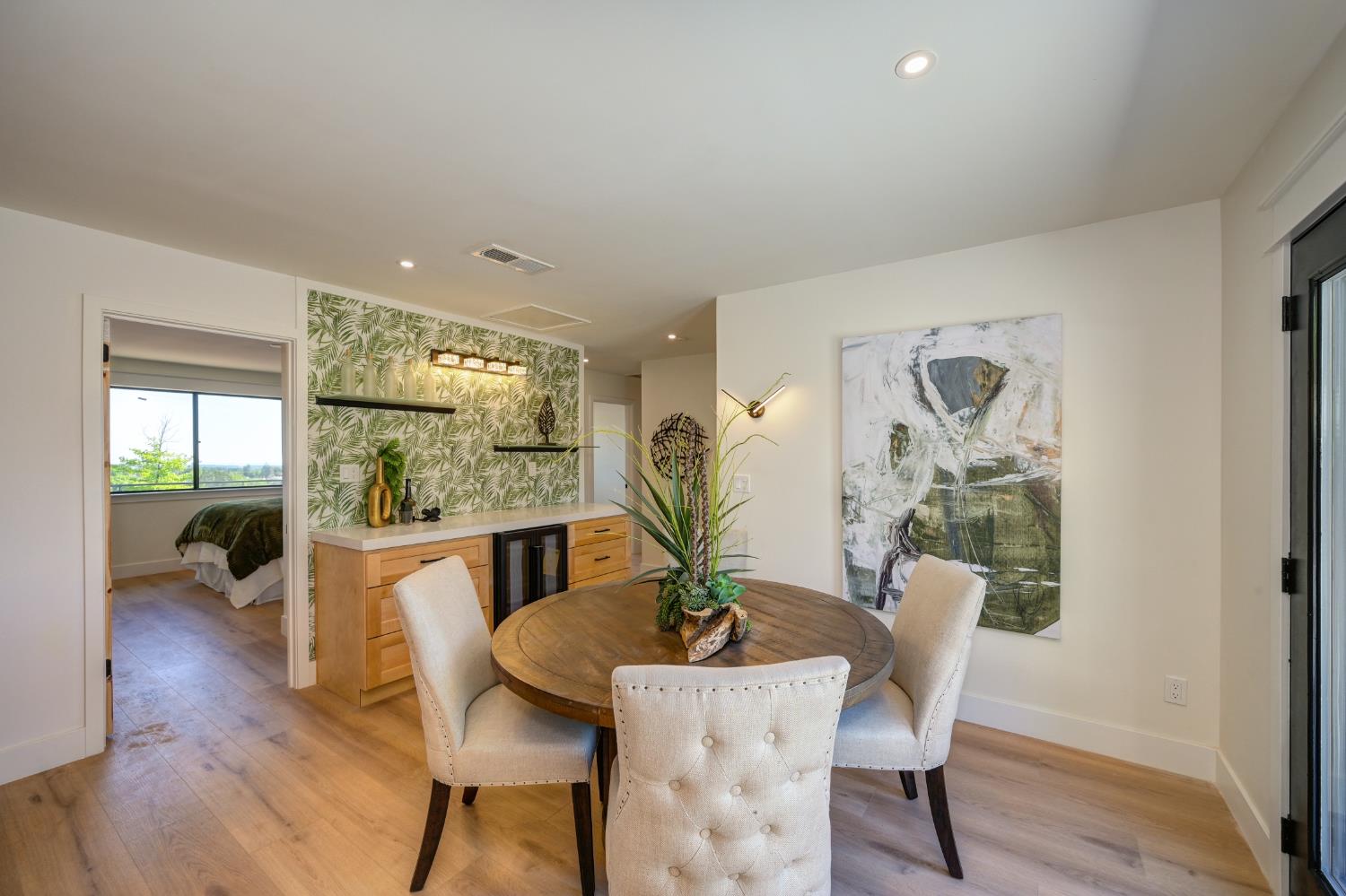 Detail Gallery Image 34 of 96 For 12445 Ladd Ln, Auburn,  CA 95603 - 6 Beds | 3 Baths