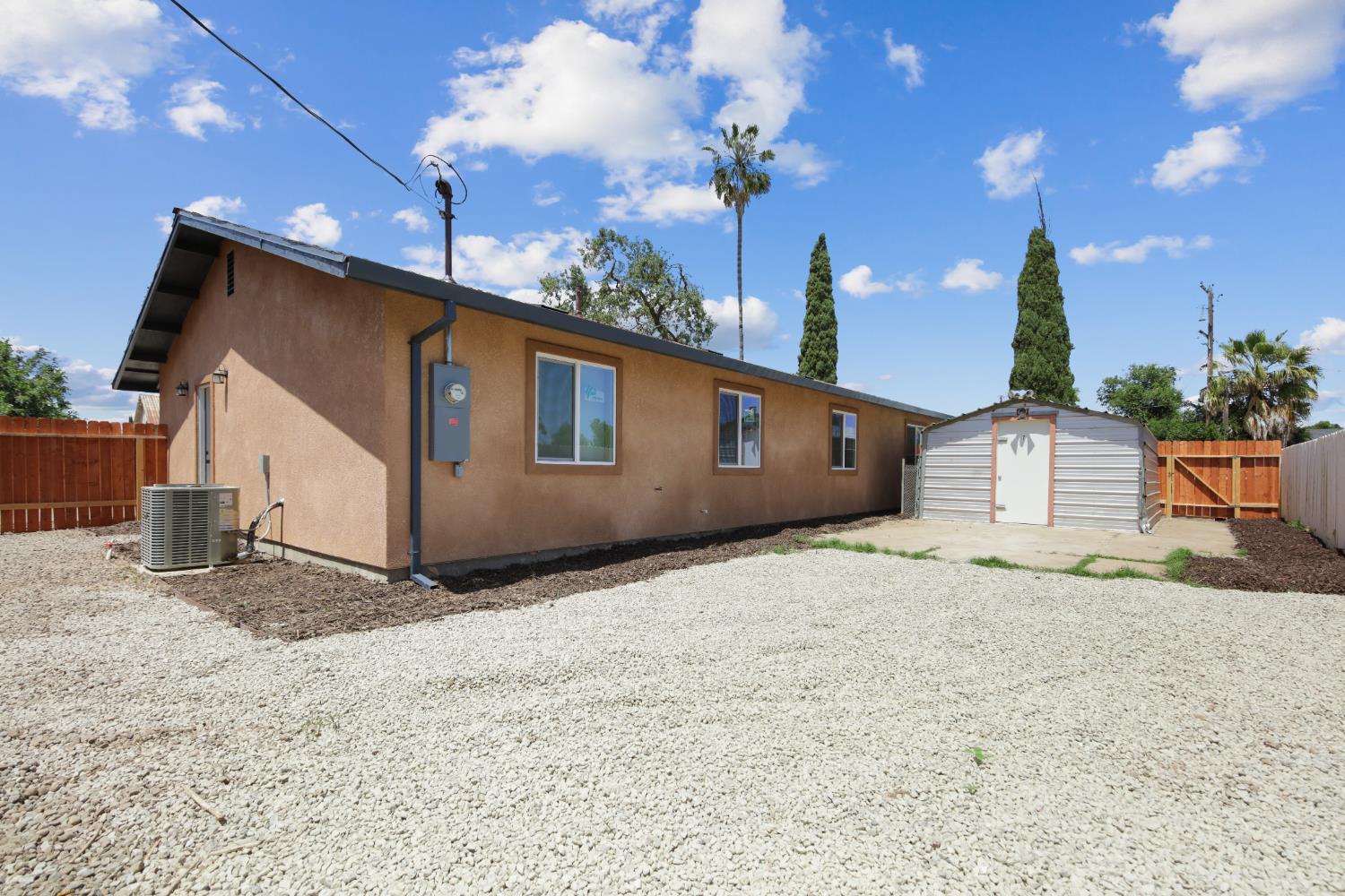 Detail Gallery Image 32 of 46 For 2432 E Willow St a & B,  Stockton,  CA 95205 - 4 Beds | 2 Baths