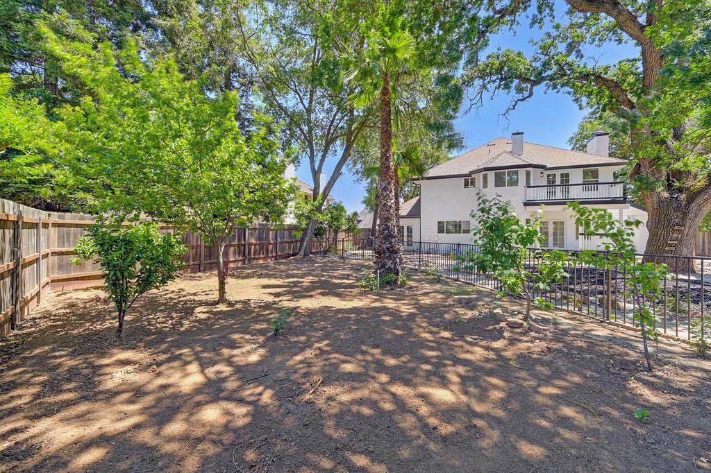 Detail Gallery Image 60 of 62 For 5069 Oak Mello Ct, Elk Grove,  CA 95758 - 4 Beds | 3 Baths