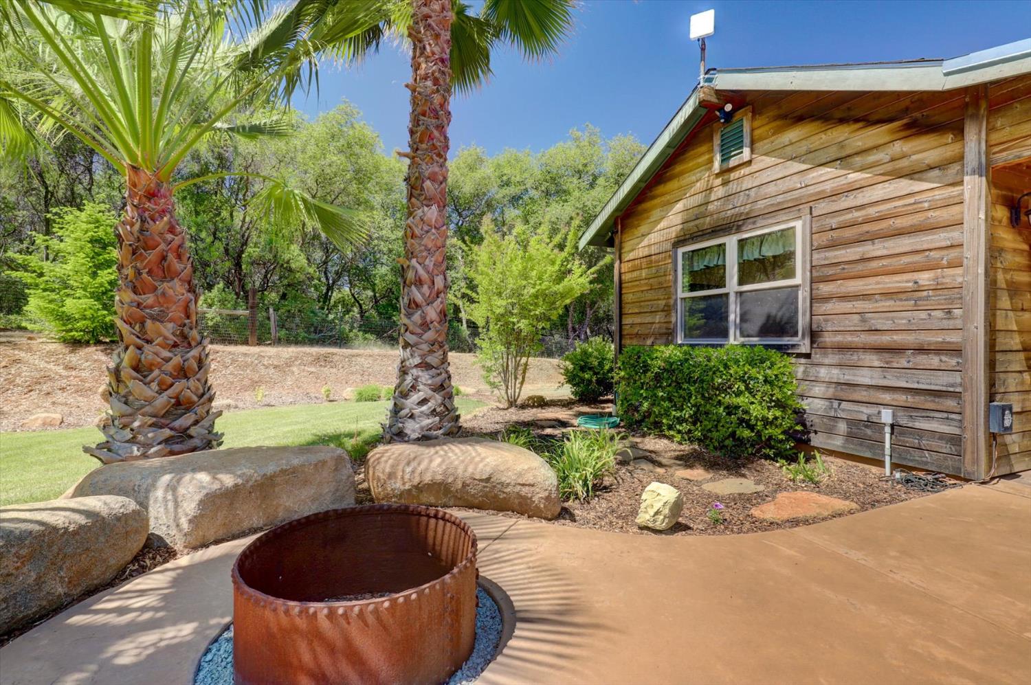 Detail Gallery Image 37 of 97 For 17620 Red Ball Cir, Grass Valley,  CA 95949 - 2 Beds | 2 Baths