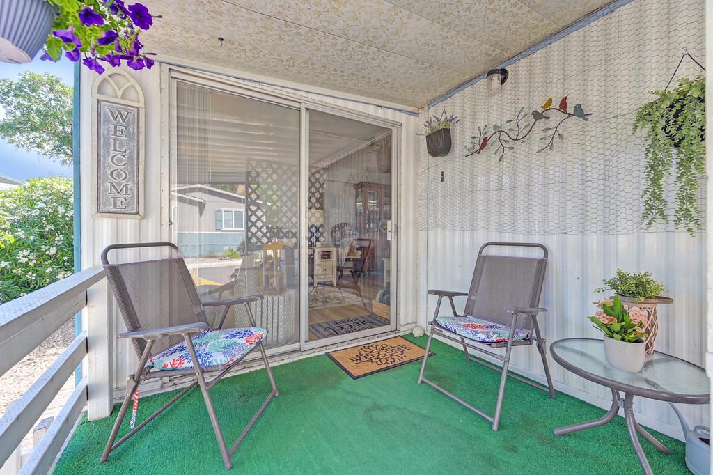 Detail Gallery Image 5 of 38 For 6175 Nob Hill Drive, Newcastle,  CA 95658 - 2 Beds | 1 Baths