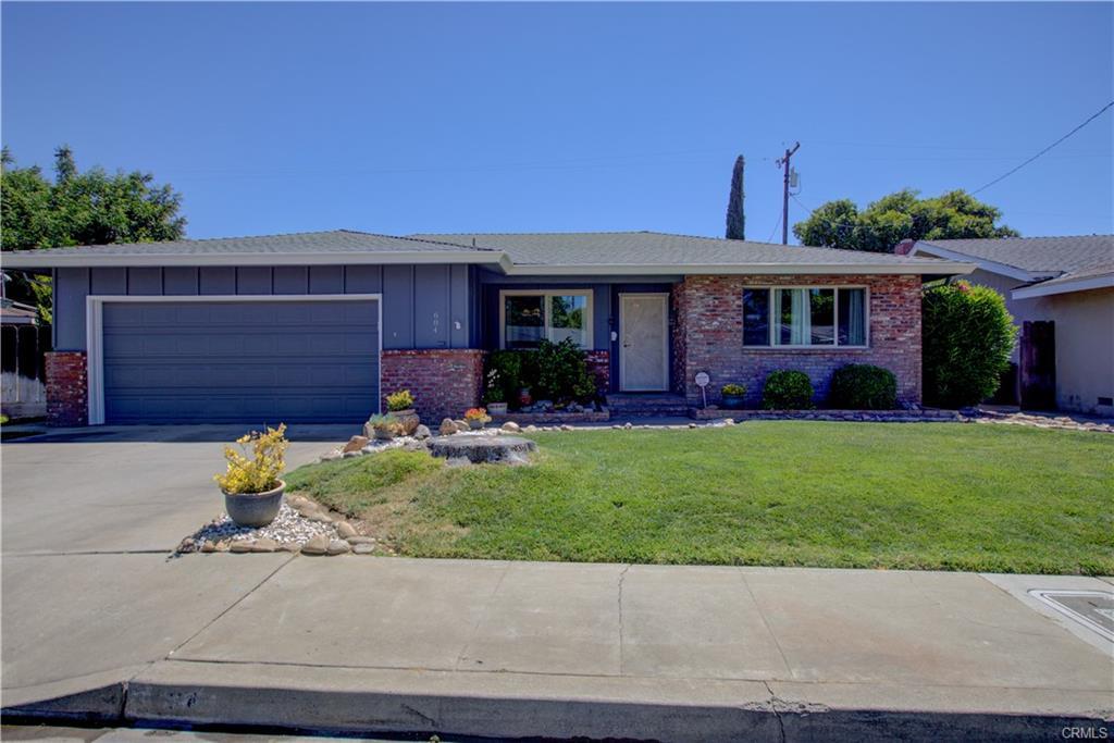 Detail Gallery Image 1 of 32 For 684 Vallie Ct, Merced,  CA 95340 - 4 Beds | 2 Baths
