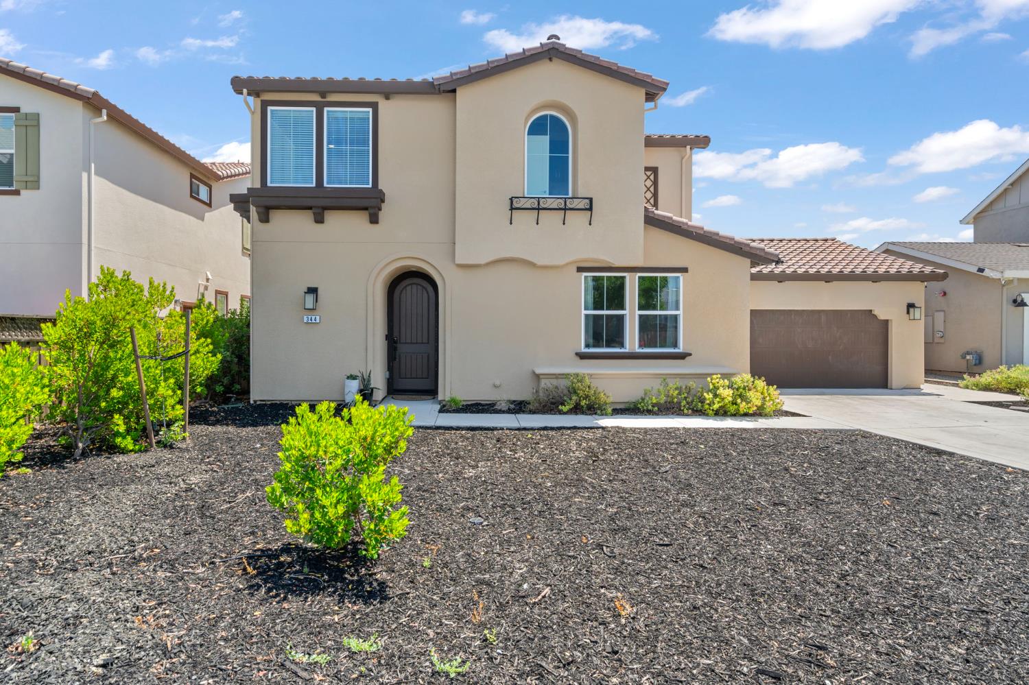 Detail Gallery Image 3 of 57 For 344 W Hopkins Ct, Mountain House,  CA 95391 - 4 Beds | 3 Baths