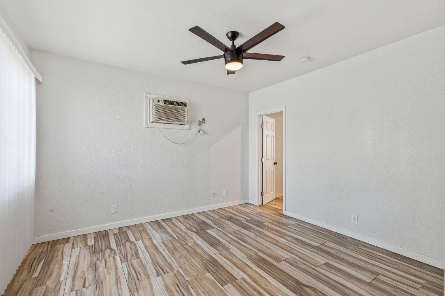 Detail Gallery Image 20 of 40 For 1705 Lois Way, Ceres,  CA 95307 - 3 Beds | 2 Baths