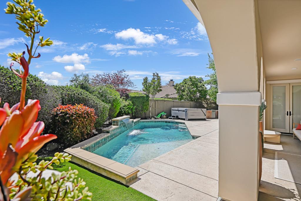 Detail Gallery Image 30 of 36 For 5020 Tesoro Way, El Dorado Hills,  CA 95762 - 5 Beds | 3/1 Baths