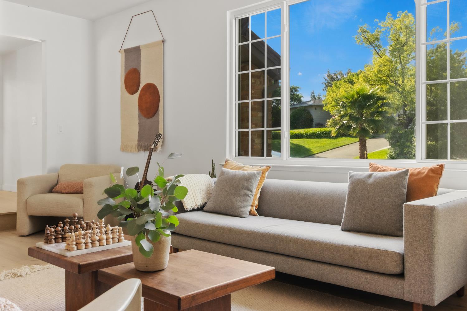 Detail Gallery Image 15 of 65 For 8514 Bordeaux Way, Fair Oaks,  CA 95628 - 4 Beds | 2/1 Baths