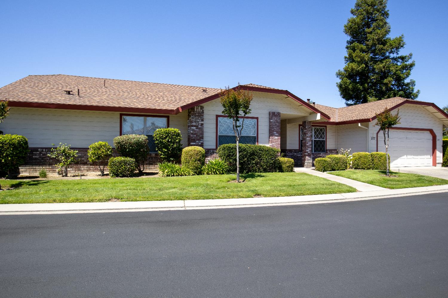 Detail Gallery Image 3 of 53 For 277 Garden Circle Dr, Manteca,  CA 95336 - 3 Beds | 2 Baths